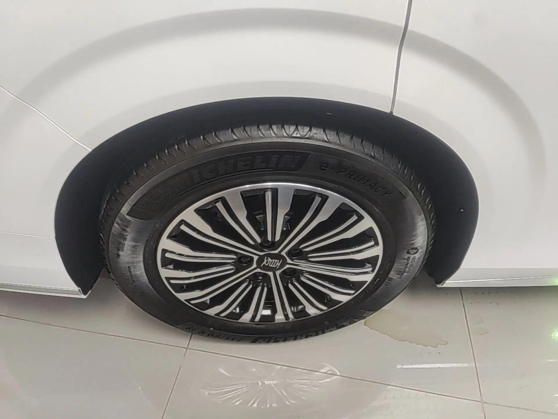 BYD Xia 2025 DM-i 1.5T 180km Beyond Edition — миниатюра 11