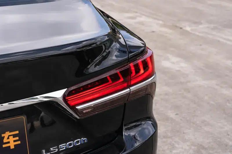 Lexus LS 2018 500h Luxury Edition (China VI Emission Standard) — миниатюра 8