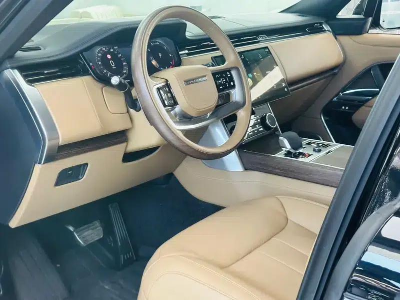 2024 Range Rover 3.0 L6 400PS Classic Extended Edition — миниатюра 14