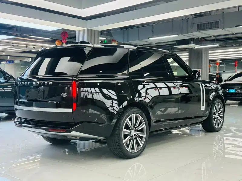 2024 Range Rover 3.0 L6 400PS Classic Extended Edition — миниатюра 5