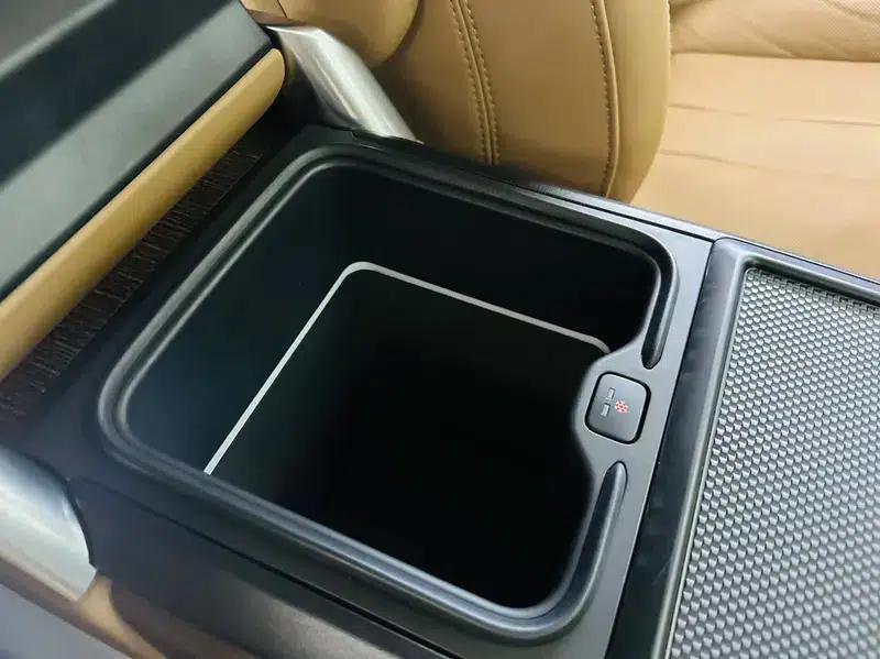 2024 Range Rover 3.0 L6 400PS Classic Extended Edition — миниатюра 9