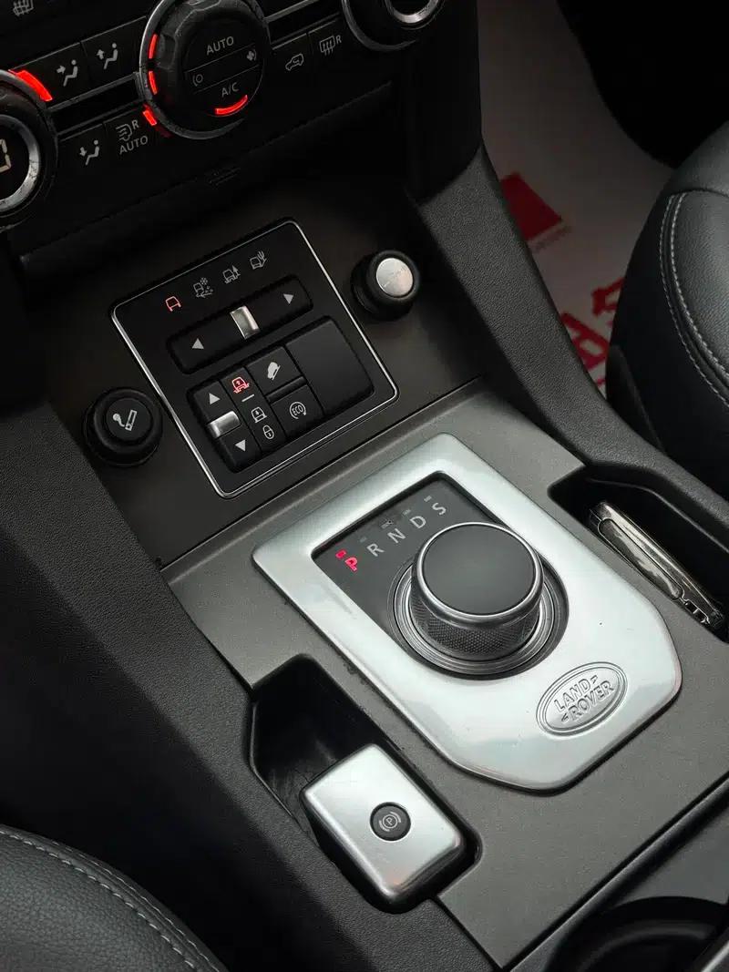 Discovery 2015 3.0 V6 SC HSE — миниатюра 14