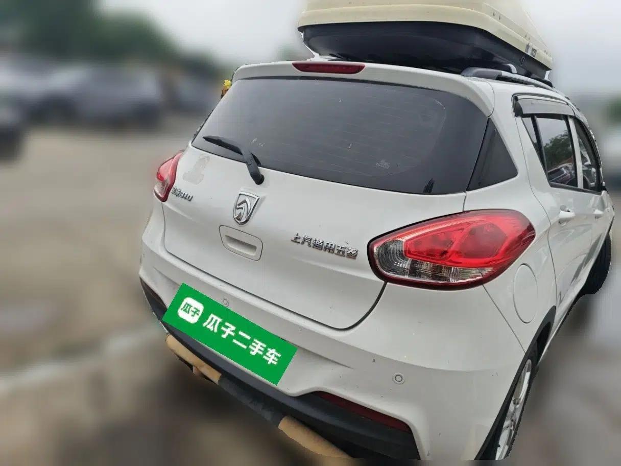 Baojun 310 2016 1.2L Manual Fashionable Edition — миниатюра 5