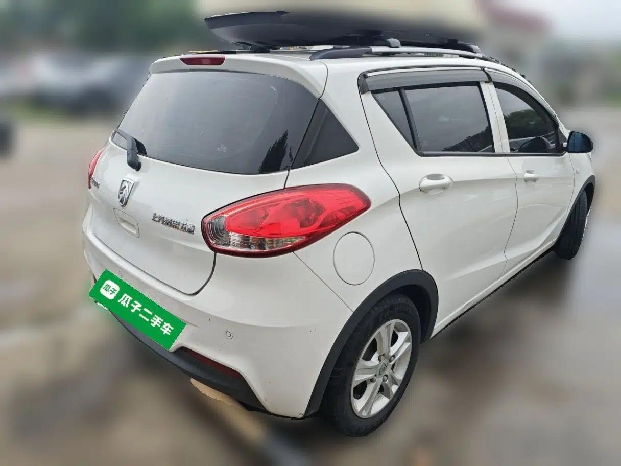 Baojun 310 2016 1.2L Manual Fashionable Edition — миниатюра 6