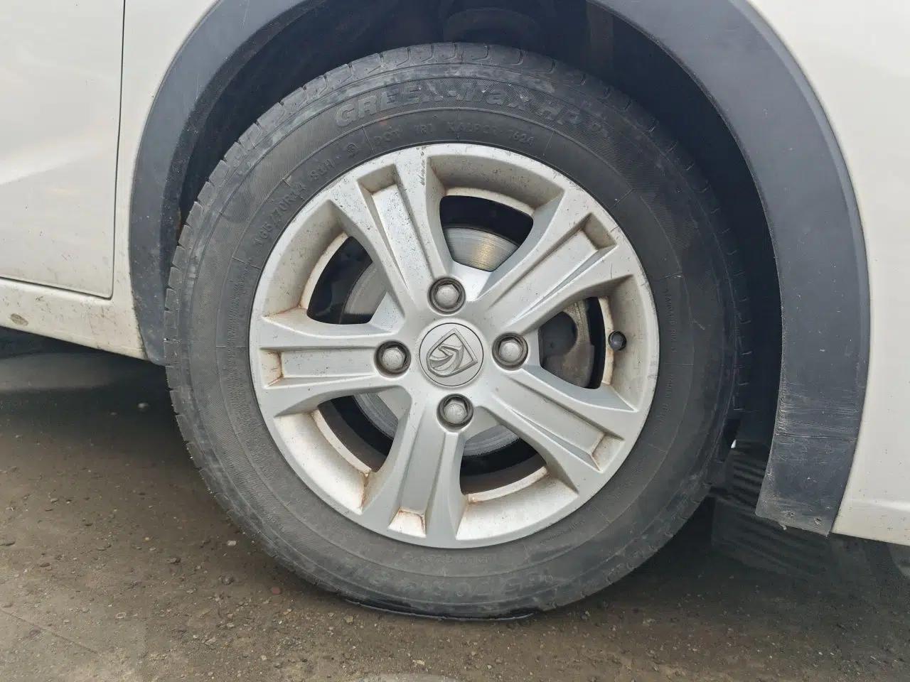 Baojun 310 2016 1.2L Manual Fashionable Edition — миниатюра 8
