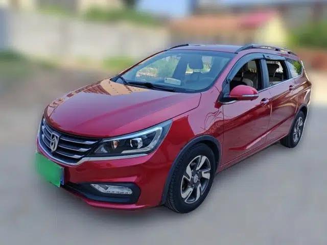 Baojun 310W 2017 1.5L Manual Luxury Edition China V