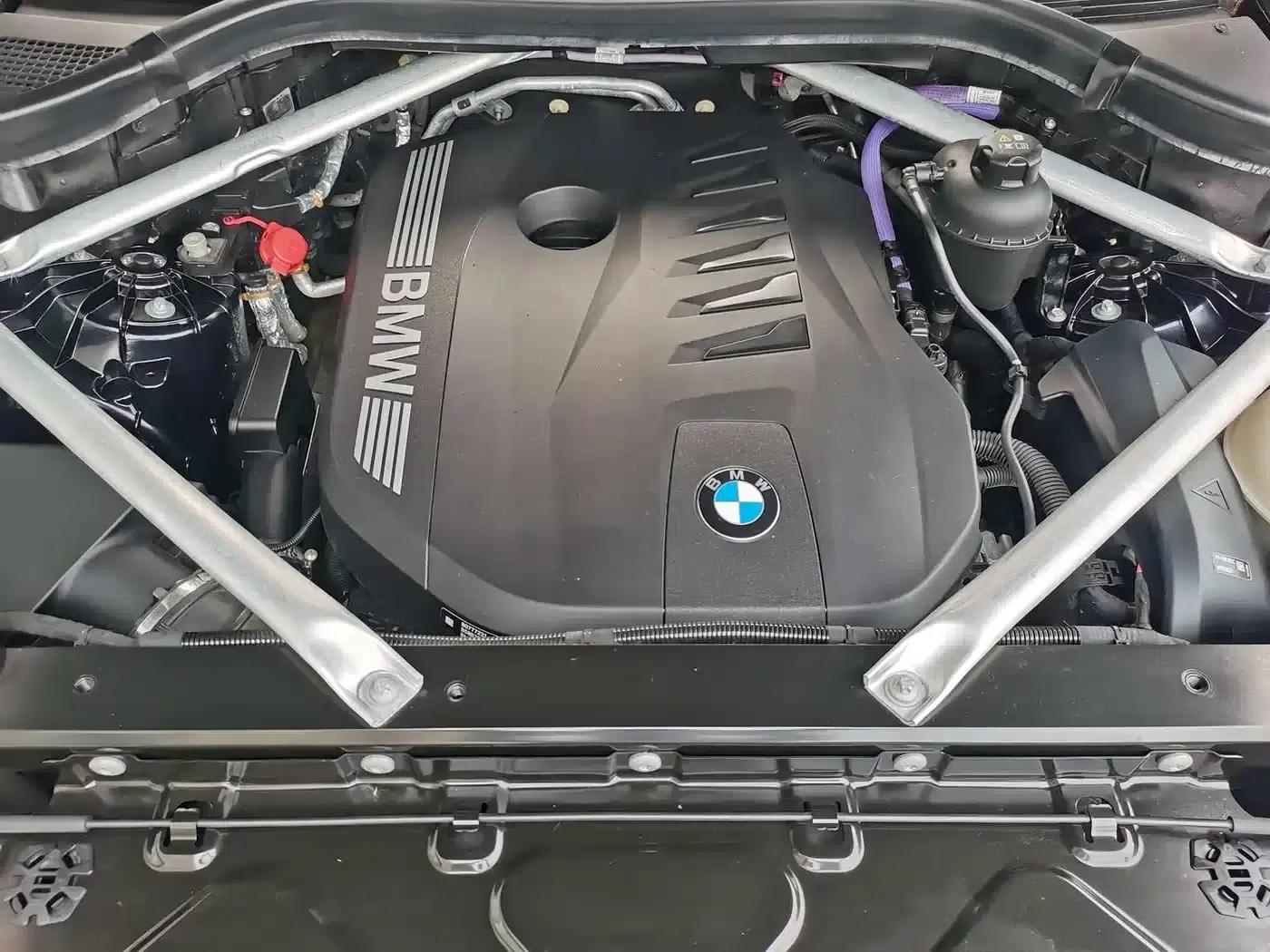 2023 BMW X5 xDrive 40Li M Sport Shadow Edition — миниатюра 27