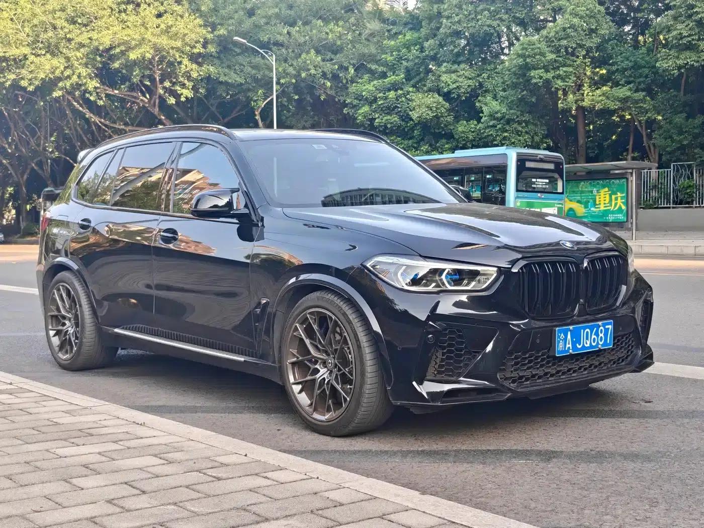 BMW X5 2022 xDrive 40Li M Sport Package — миниатюра 3