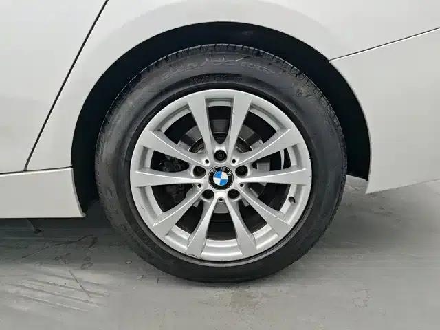 BMW 3 Series GT 2016 320i Fashion Edition — миниатюра 14