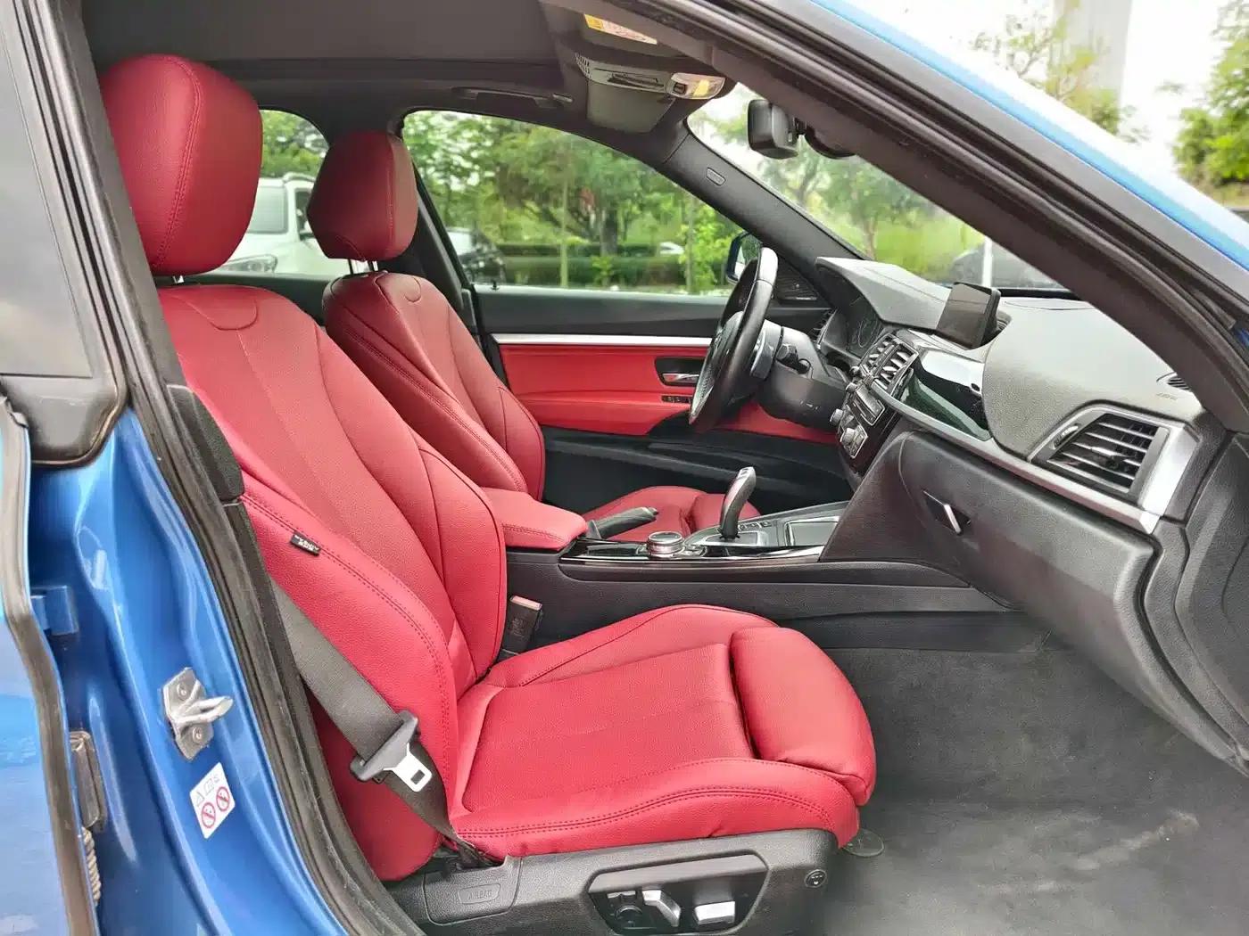 BMW 3 Series GT 2020 320i M Sport Shadow Edition — миниатюра 15