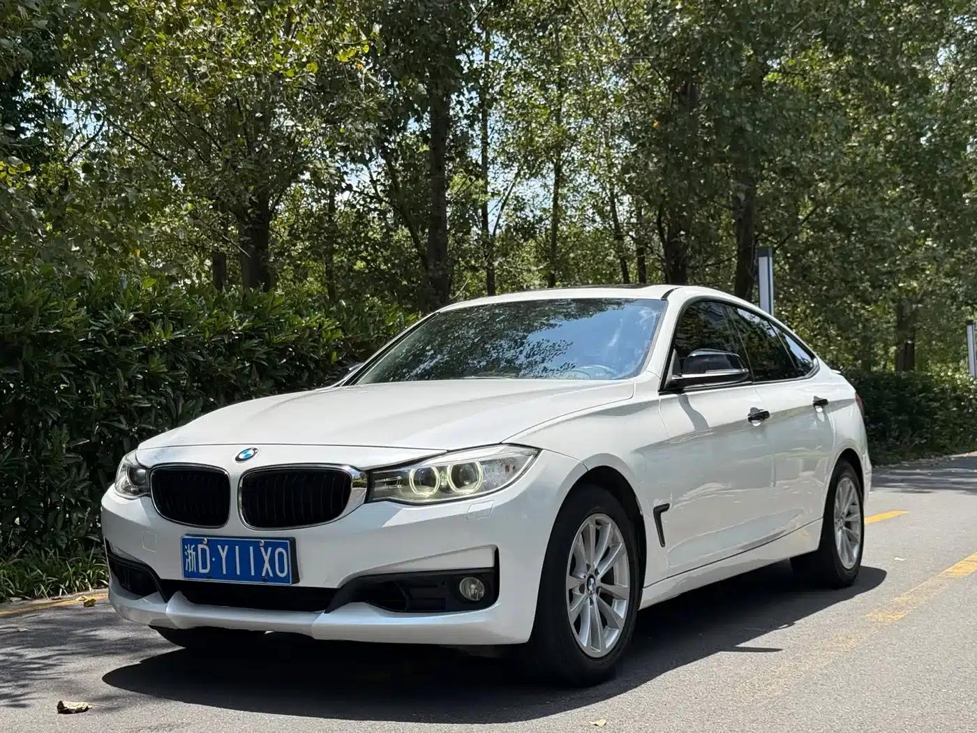 BMW 3 Series GT 2016 320i Fashion Edition — миниатюра 1