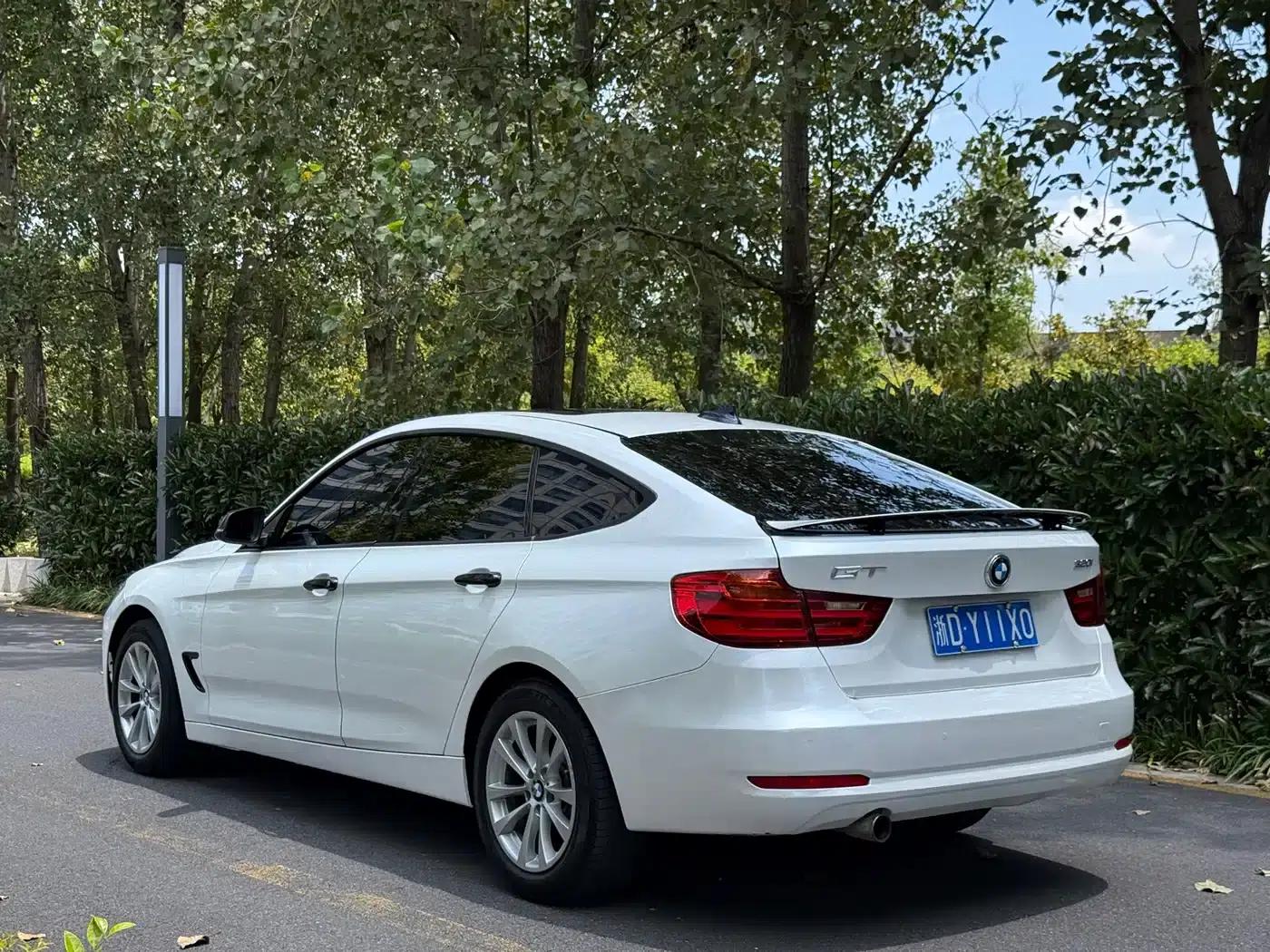 BMW 3 Series GT 2016 320i Fashion Edition — миниатюра 3