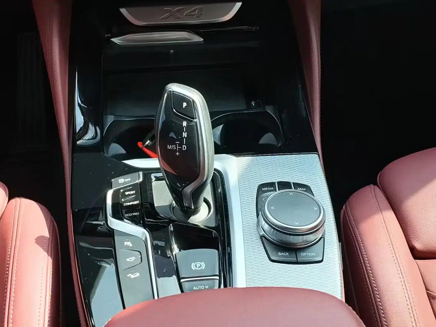 2019 BMW X4 xDrive25i M Sport Package — миниатюра 13