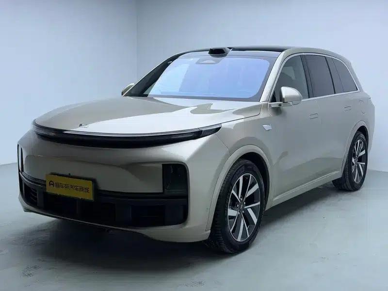 Li Auto L8 2023 Max Edition — миниатюра 1