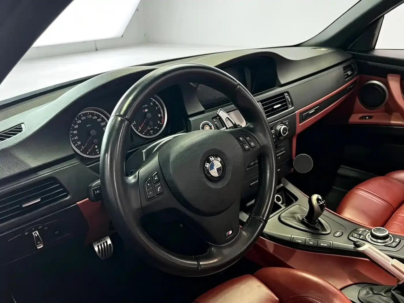 2009 BMW M3 Convertible — миниатюра 5