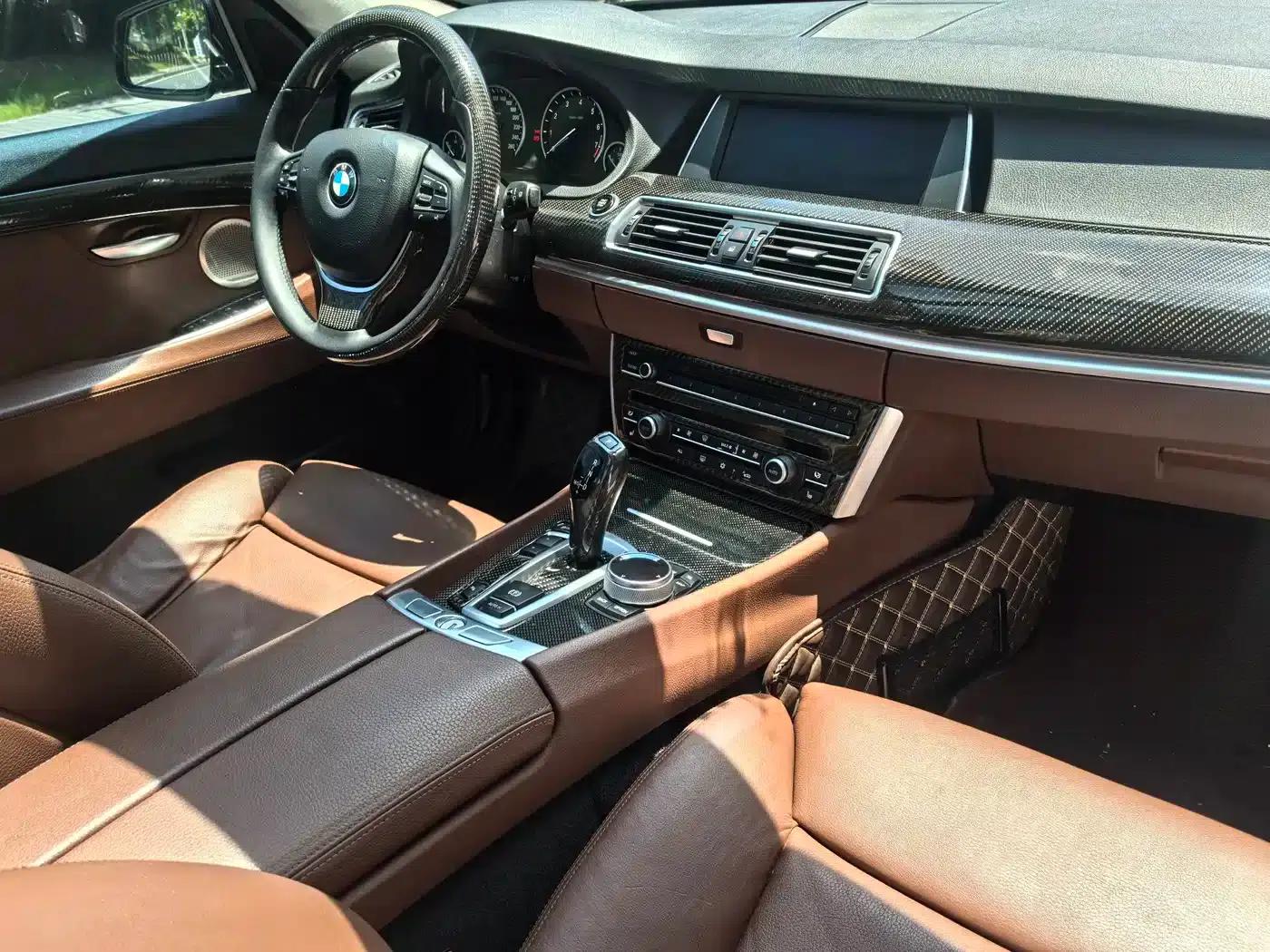 2011 BMW 5 Series GT 535i Elegant Edition — миниатюра 7