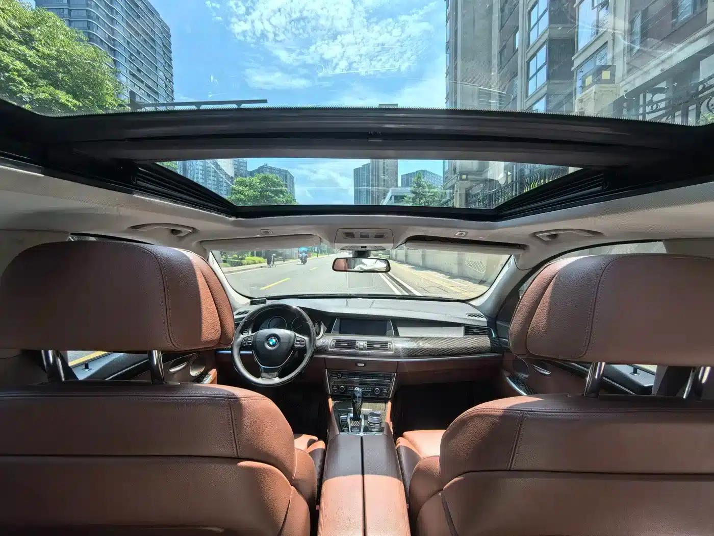 2011 BMW 5 Series GT 535i Elegant Edition — миниатюра 10