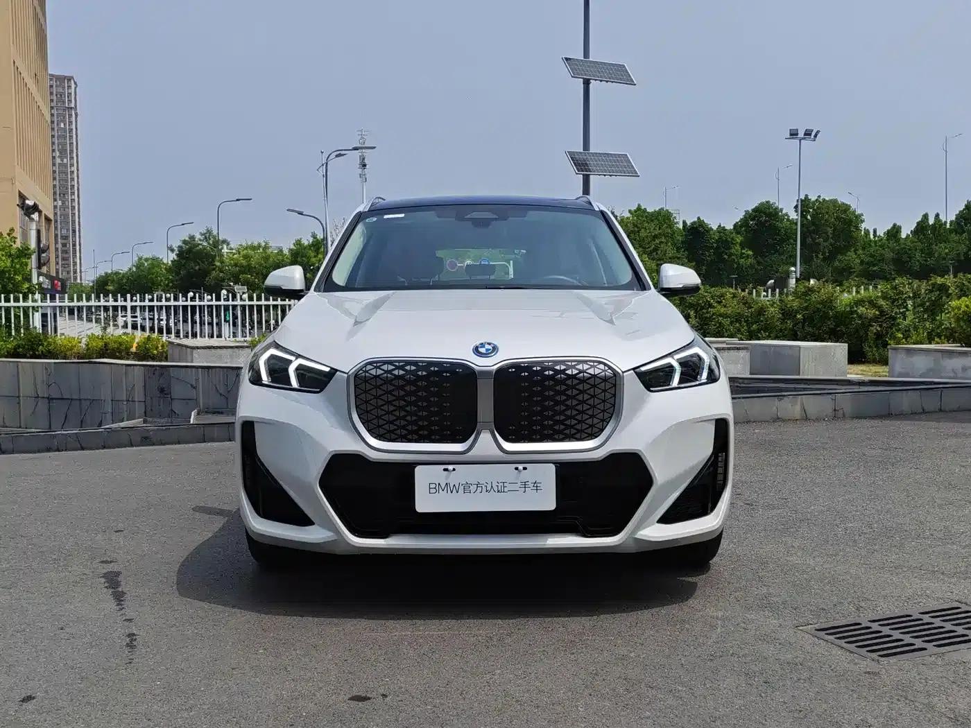 BMW iX1 2025 eDrive25L M Sport Package — миниатюра 2