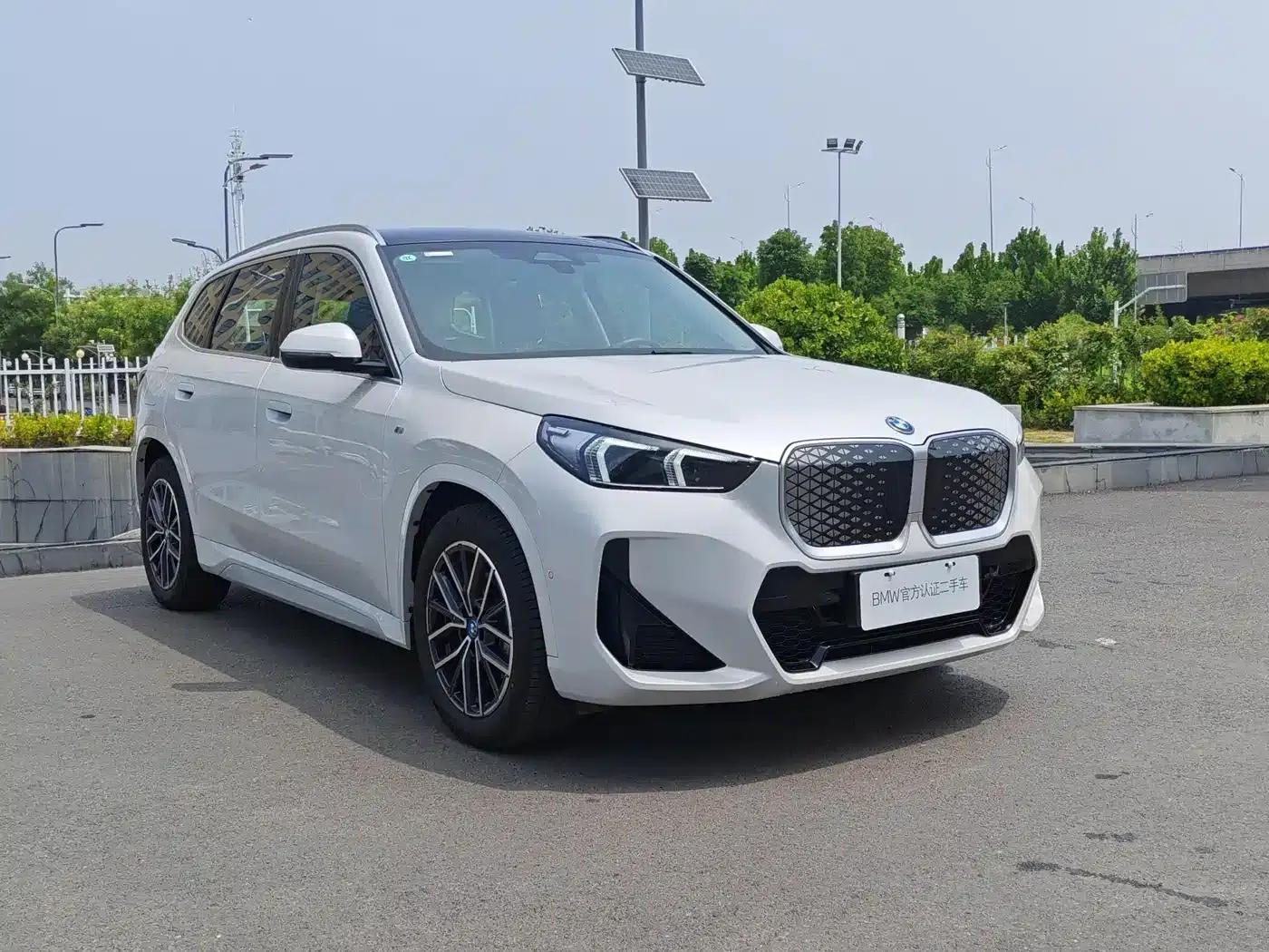 BMW iX1 2025 eDrive25L M Sport Package — миниатюра 3