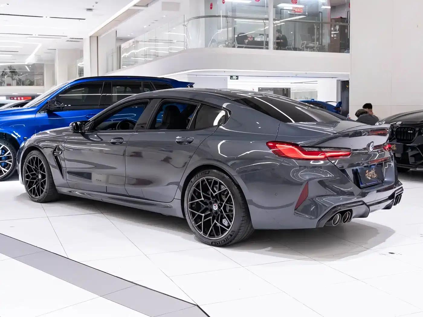 2022 BMW M8 Competition — миниатюра 5