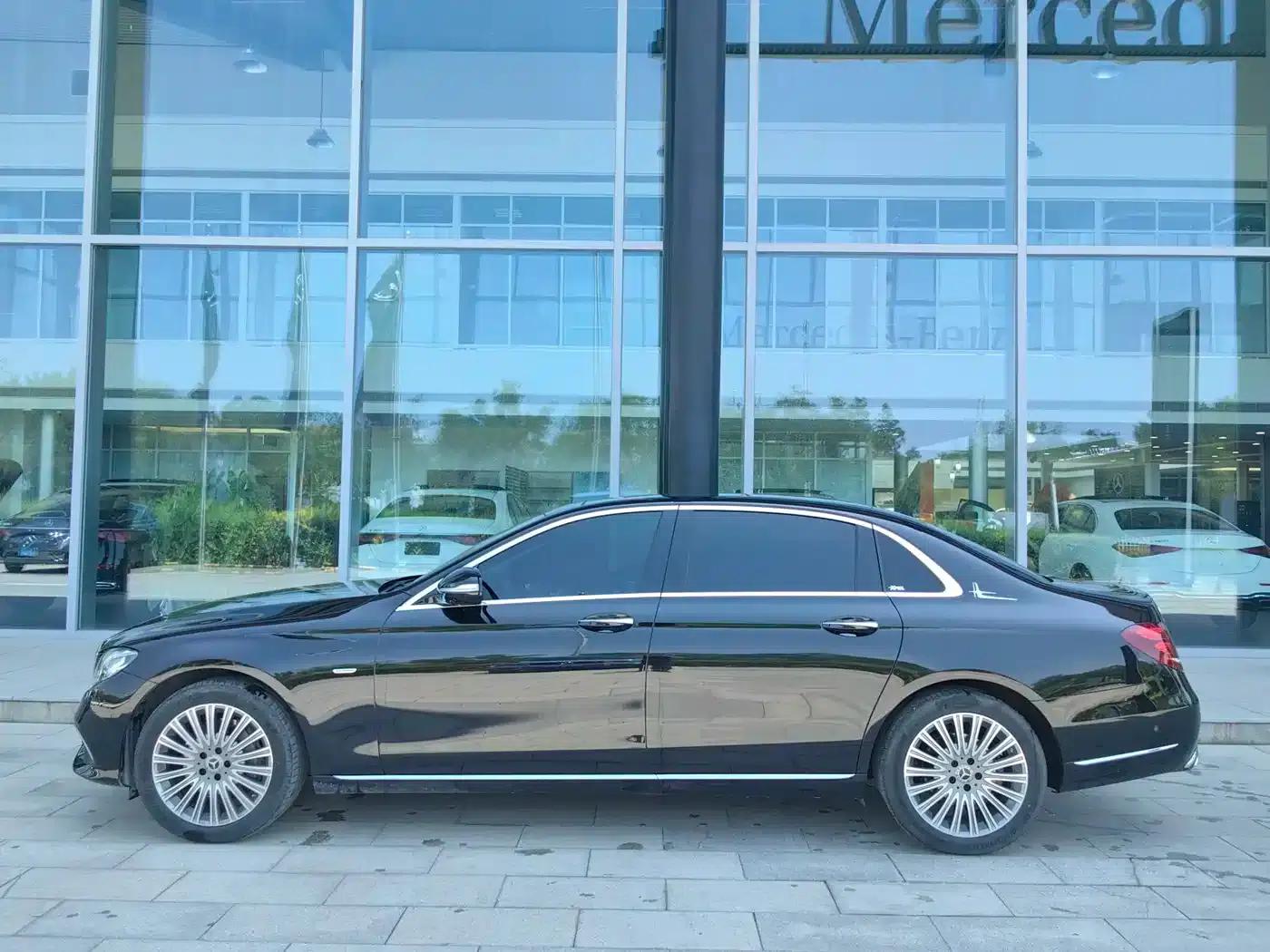 Mercedes-Benz E-Class 2020 Facelift E 300 L Special Edition — миниатюра 3
