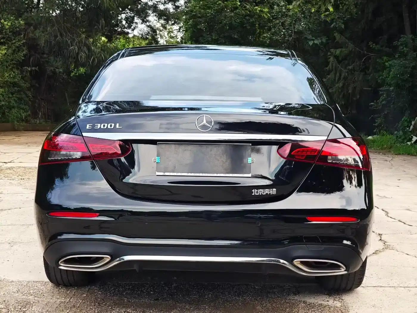 Mercedes-Benz E-Class 2022 Facelift III E 300 L Fashion Model — миниатюра 8