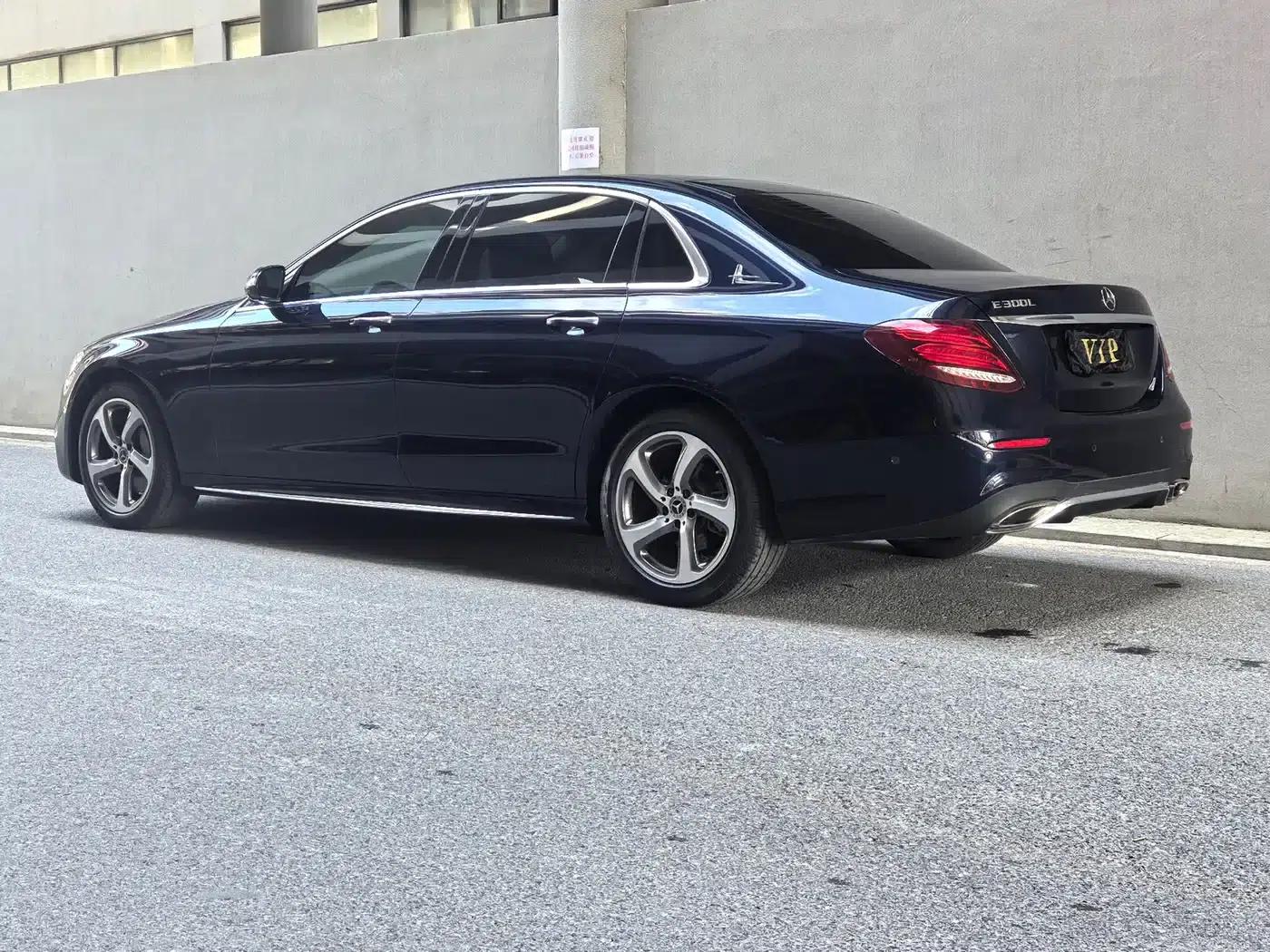 Mercedes-Benz E-Class 2019 Facelift E 300 L Sport Style — миниатюра 4