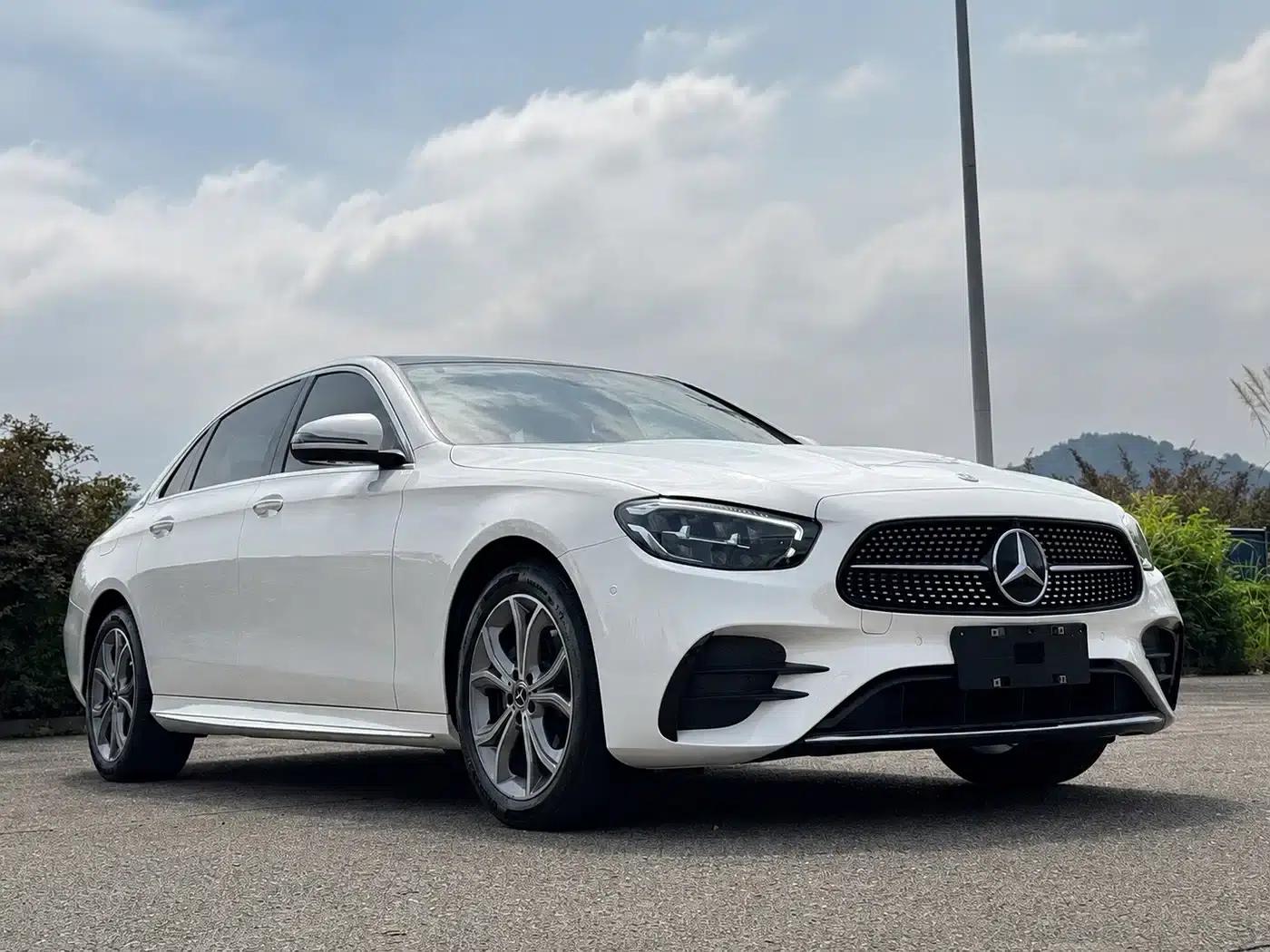 Mercedes-Benz E-Class 2021 E 300 L Fashion Edition — миниатюра 3