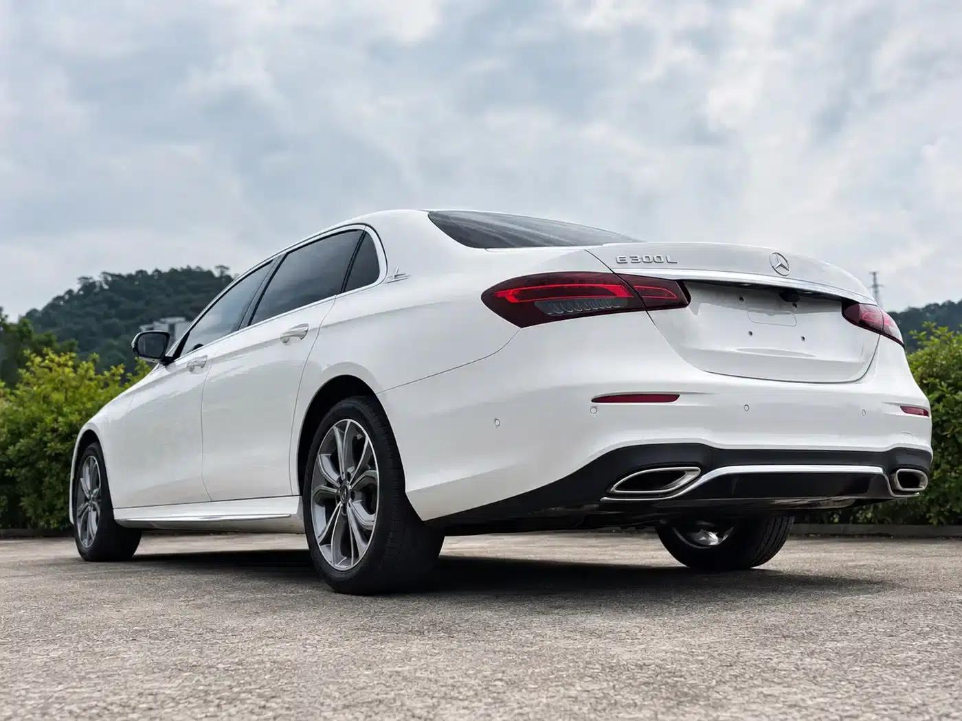 Mercedes-Benz E-Class 2021 E 300 L Fashion Edition — миниатюра 6