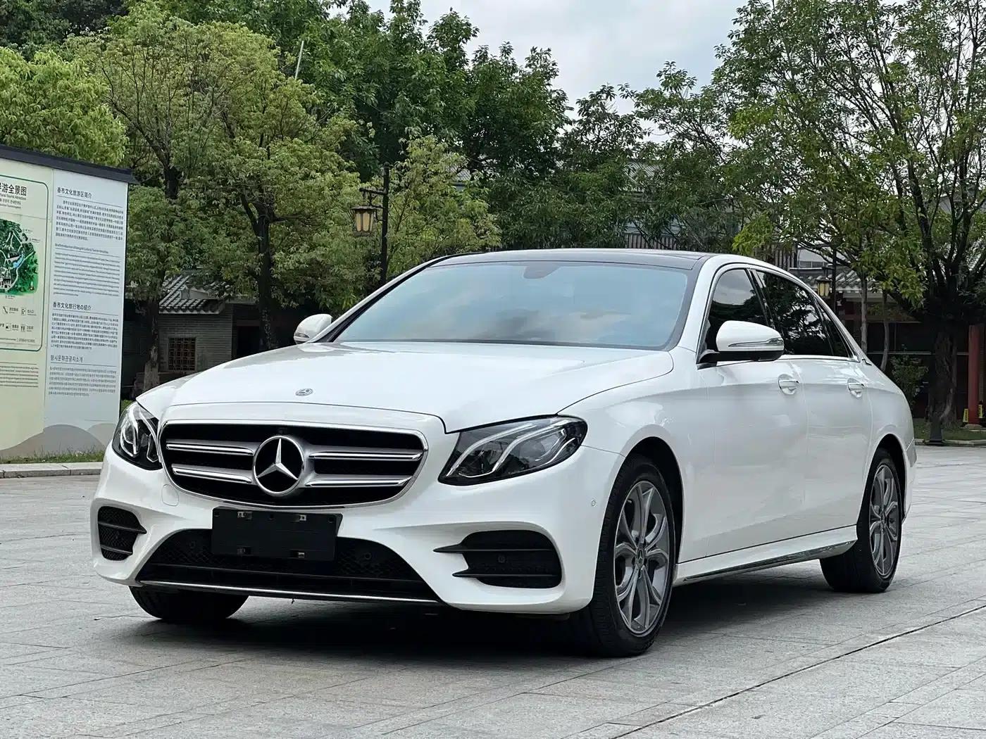 Mercedes-Benz E-Class 2020 E 300 L Sport Style — миниатюра 1