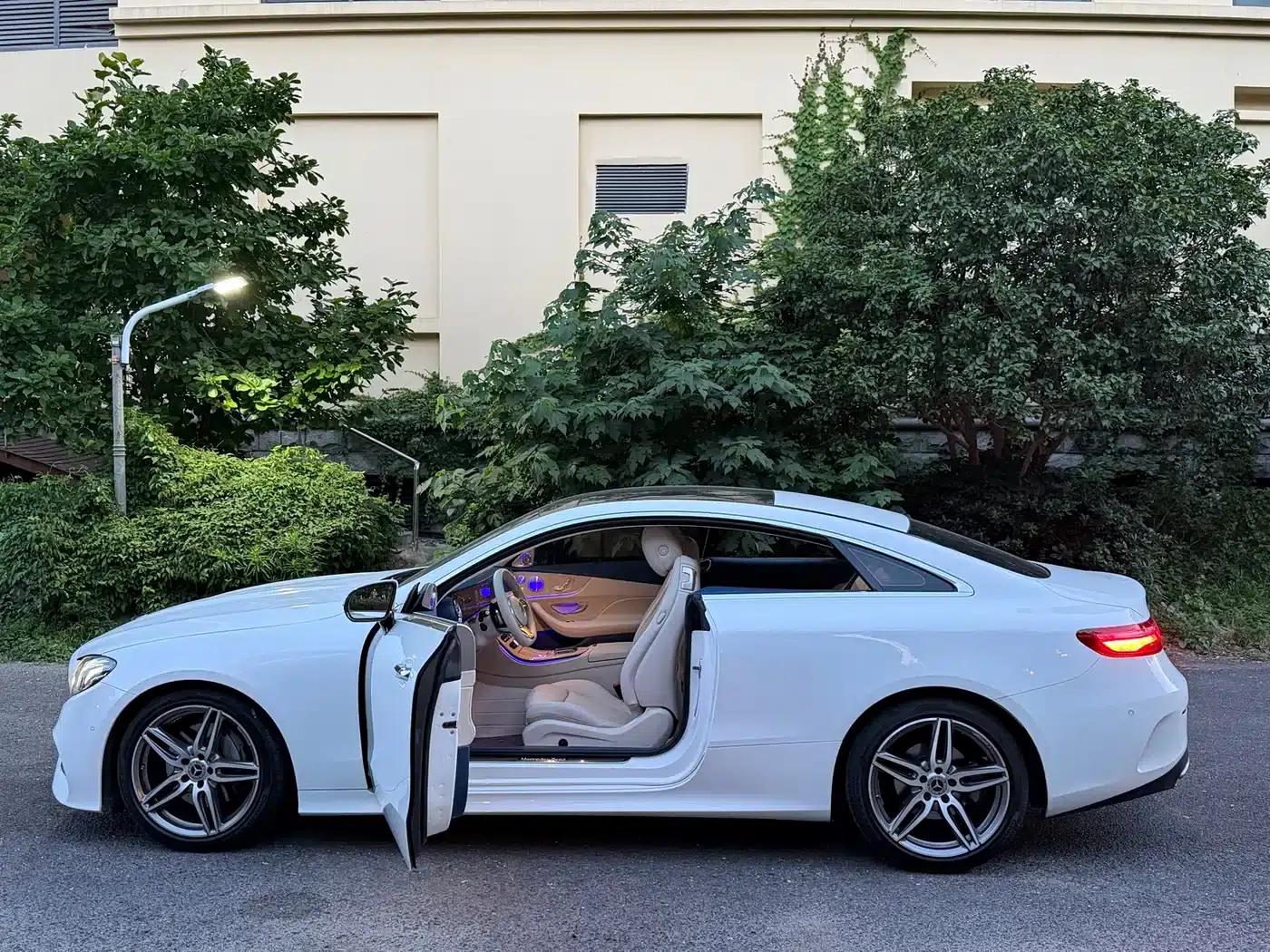 Imported Mercedes-Benz E-Class 2020 E 260 Coupe — миниатюра 18