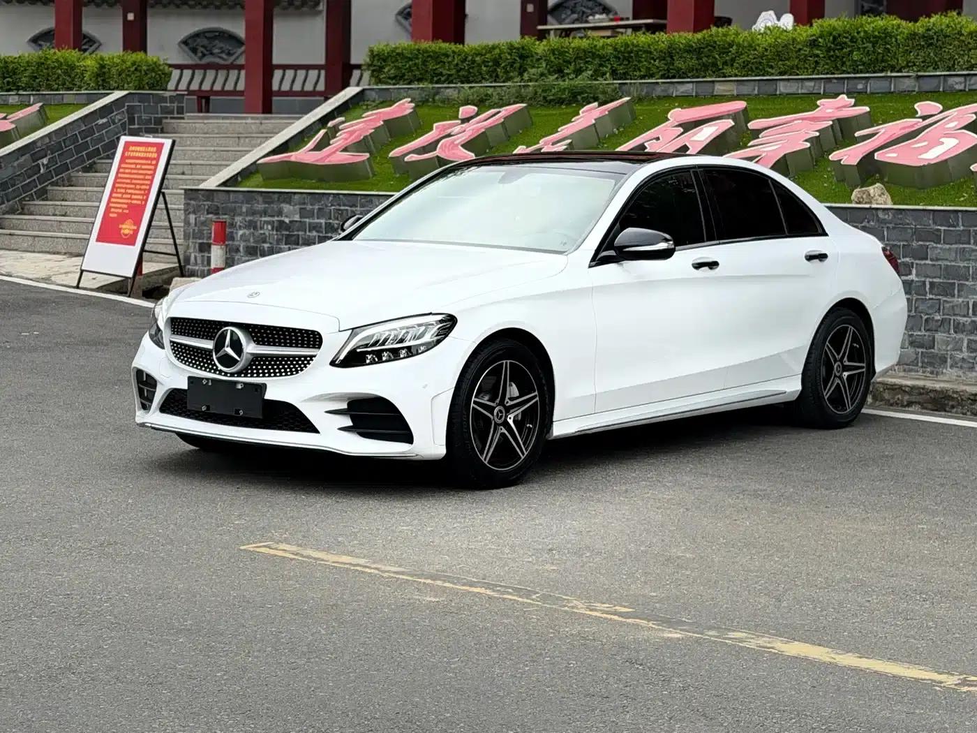 2020 Mercedes-Benz C-Class C 260 L Sport Edition — миниатюра 1