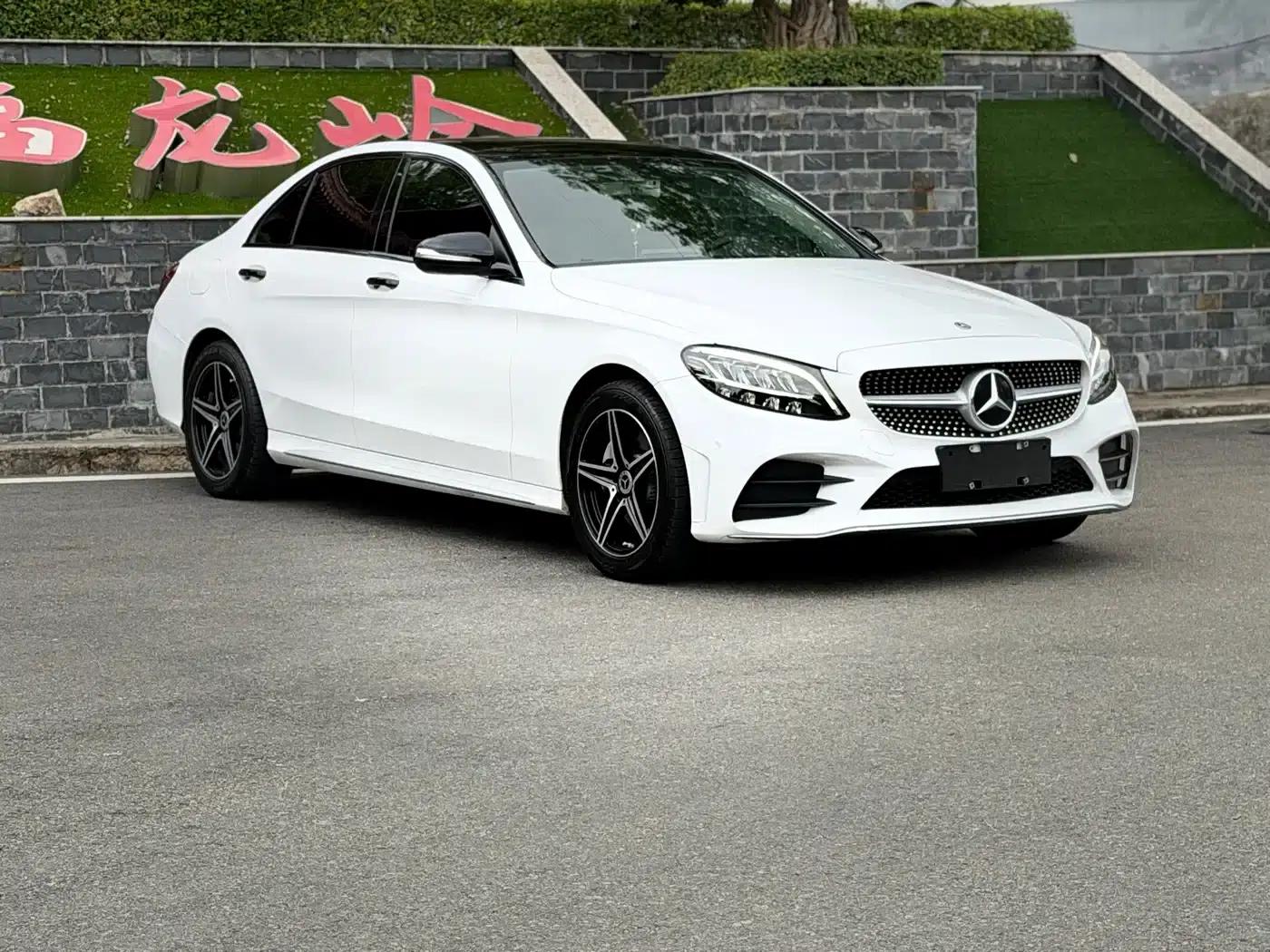 2020 Mercedes-Benz C-Class C 260 L Sport Edition — миниатюра 3