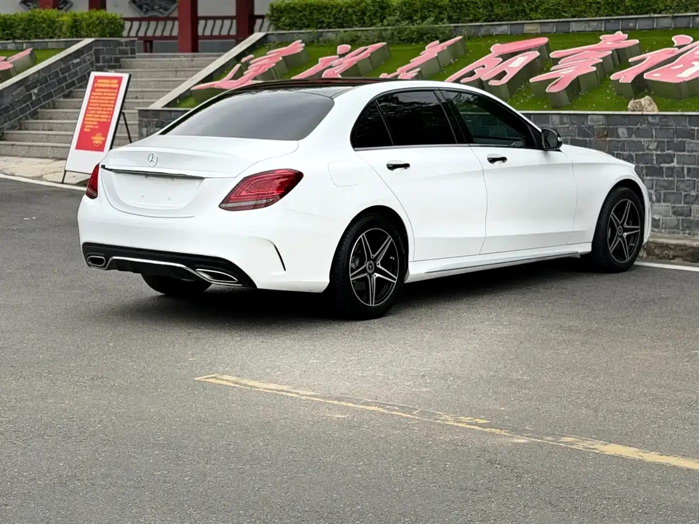 2020 Mercedes-Benz C-Class C 260 L Sport Edition — миниатюра 7