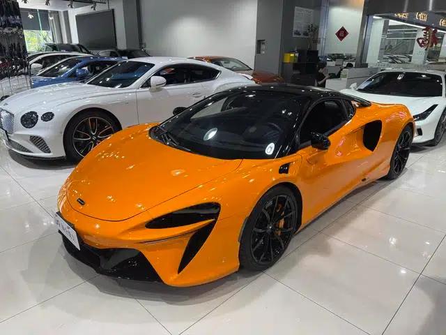 McLaren Artura 2023 3.0T PHEV Standard Edition