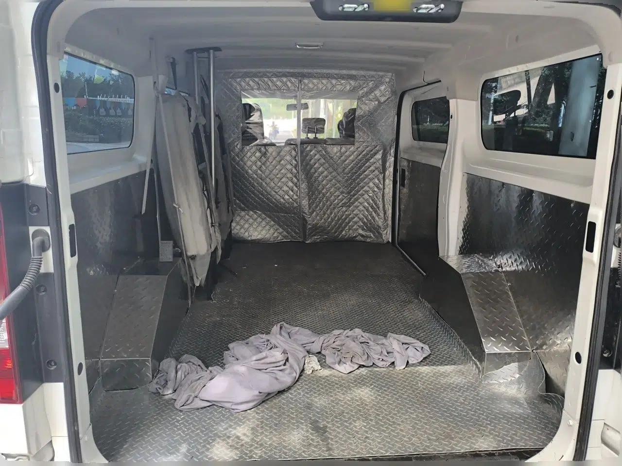 CHANGAN KUAYUE Starlight EV 2025 Model 7-Passenger Passenger Vehicle, 350 km, Comfort Edition — миниатюра 16