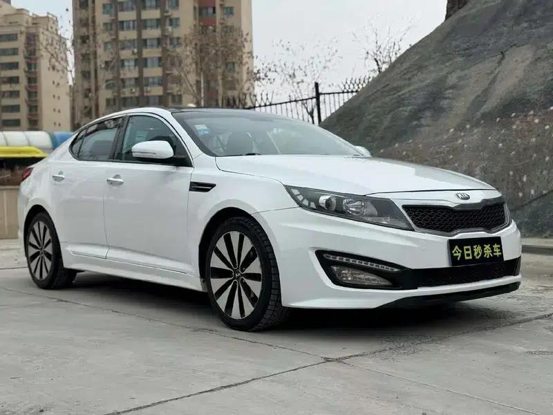 Kia K5 2012 2.0L Automatic GLS — миниатюра 3