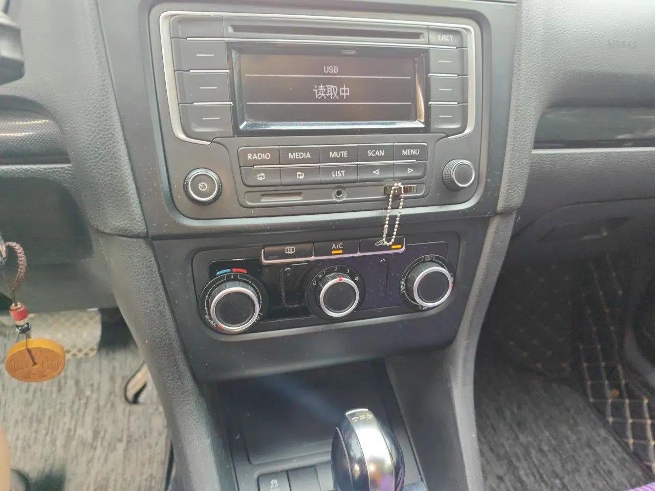 Volkswagen Golf 2012 1.4 TSI Automatic Comfort Edition — миниатюра 13