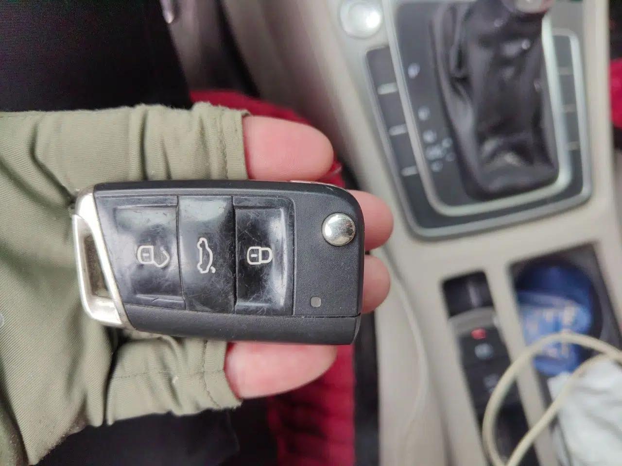Volkswagen Golf 2016 230TSI Automatic Luxury Version — миниатюра 17
