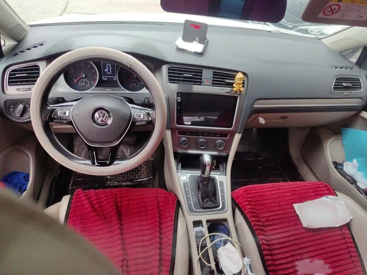 Volkswagen Golf 2016 230TSI Automatic Luxury Version — миниатюра 18