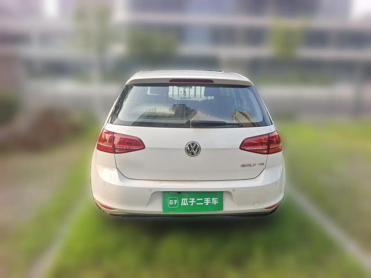 Volkswagen Golf 2015 1.4TSI Automatic Luxury Model — миниатюра 5