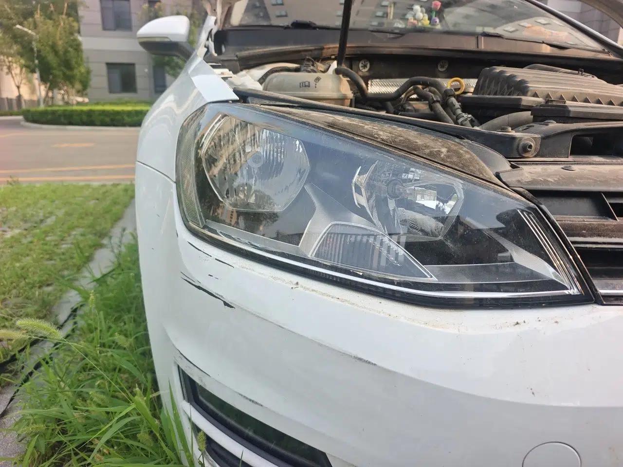 Volkswagen Golf 2015 1.4TSI Automatic Luxury Model — миниатюра 7