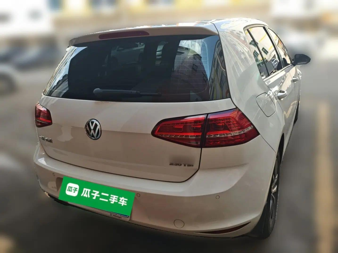 Volkswagen Golf 2016 230TSI Automatic Comfort Version — миниатюра 5