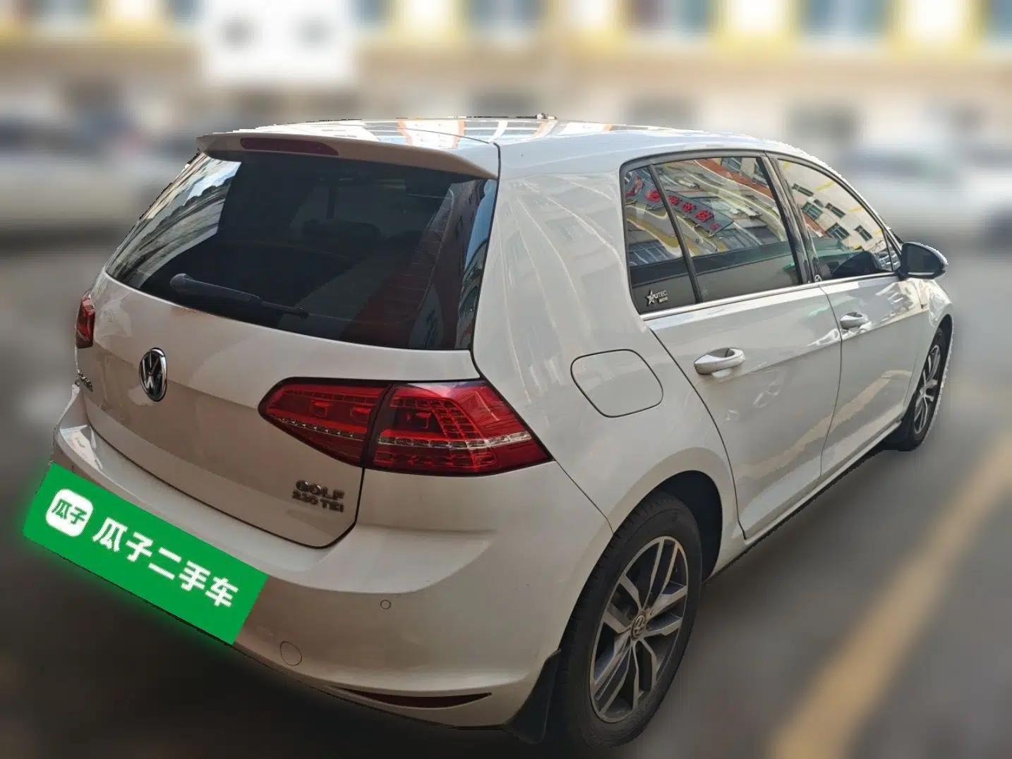 Volkswagen Golf 2016 230TSI Automatic Comfort Version — миниатюра 6