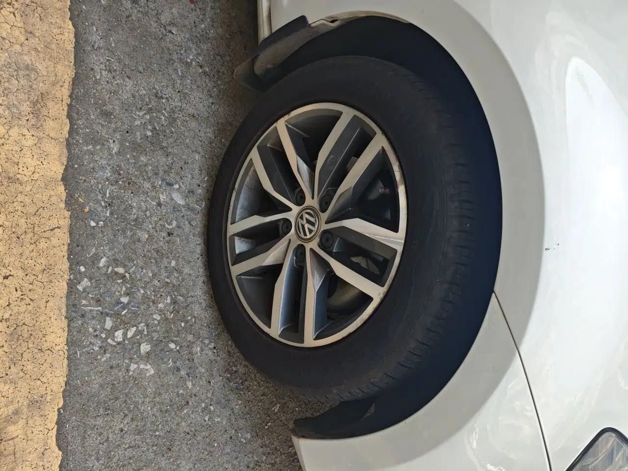 Volkswagen Golf 2016 230TSI Automatic Comfort Version — миниатюра 8