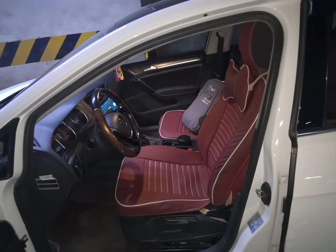 Volkswagen Golf 2016 1.6L Automatic Comfort Model — миниатюра 15