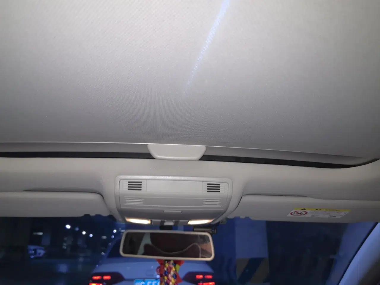 Volkswagen Golf 2016 1.6L Automatic Comfort Model — миниатюра 18