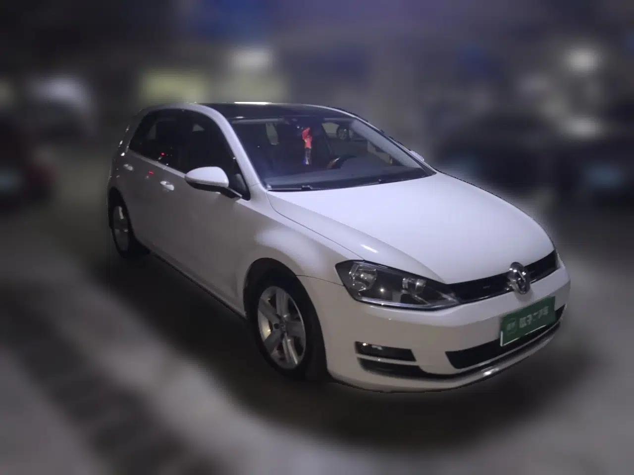 Volkswagen Golf 2016 1.6L Automatic Comfort Model — миниатюра 3