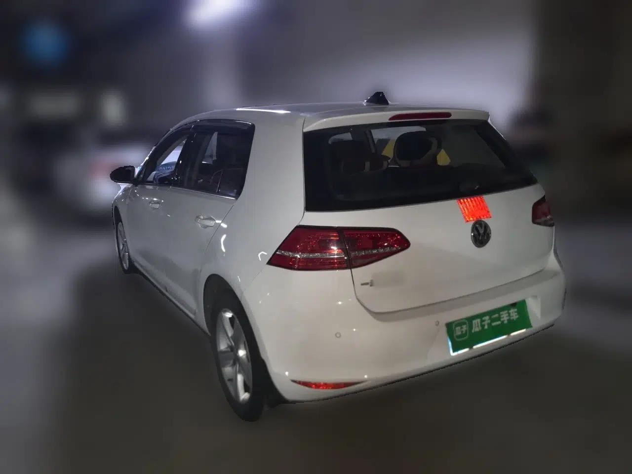 Volkswagen Golf 2016 1.6L Automatic Comfort Model — миниатюра 4
