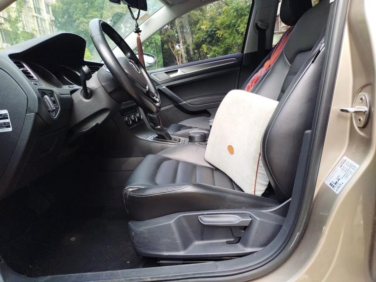 Volkswagen Golf 2016 230TSI Automatic Luxury Version — миниатюра 15